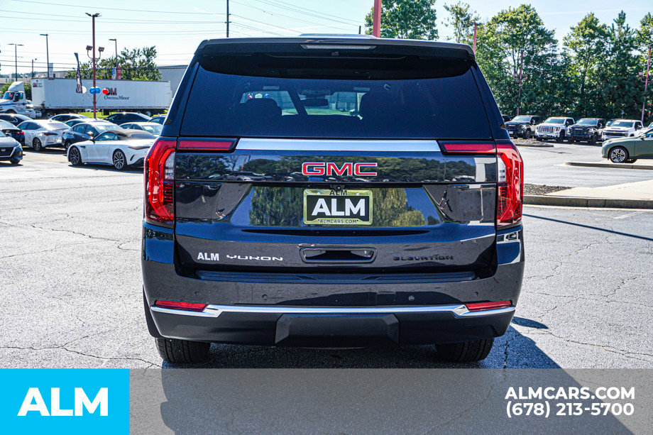 Used 2025 GMC Yukon Elevation AWD/4WD image 10