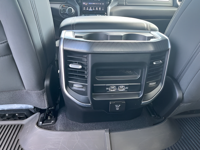 Used 2025 RAM 1500 Big Horn AWD/4WD image 29