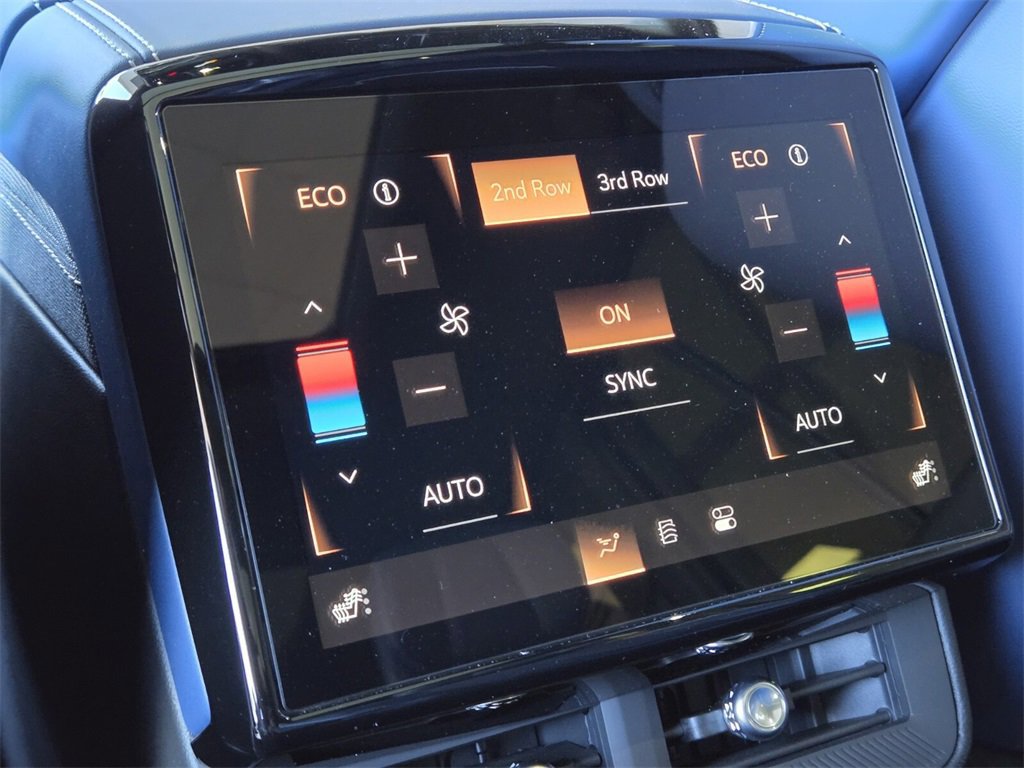 New 2026 Cadillac Vistiq Premium Luxury image 14