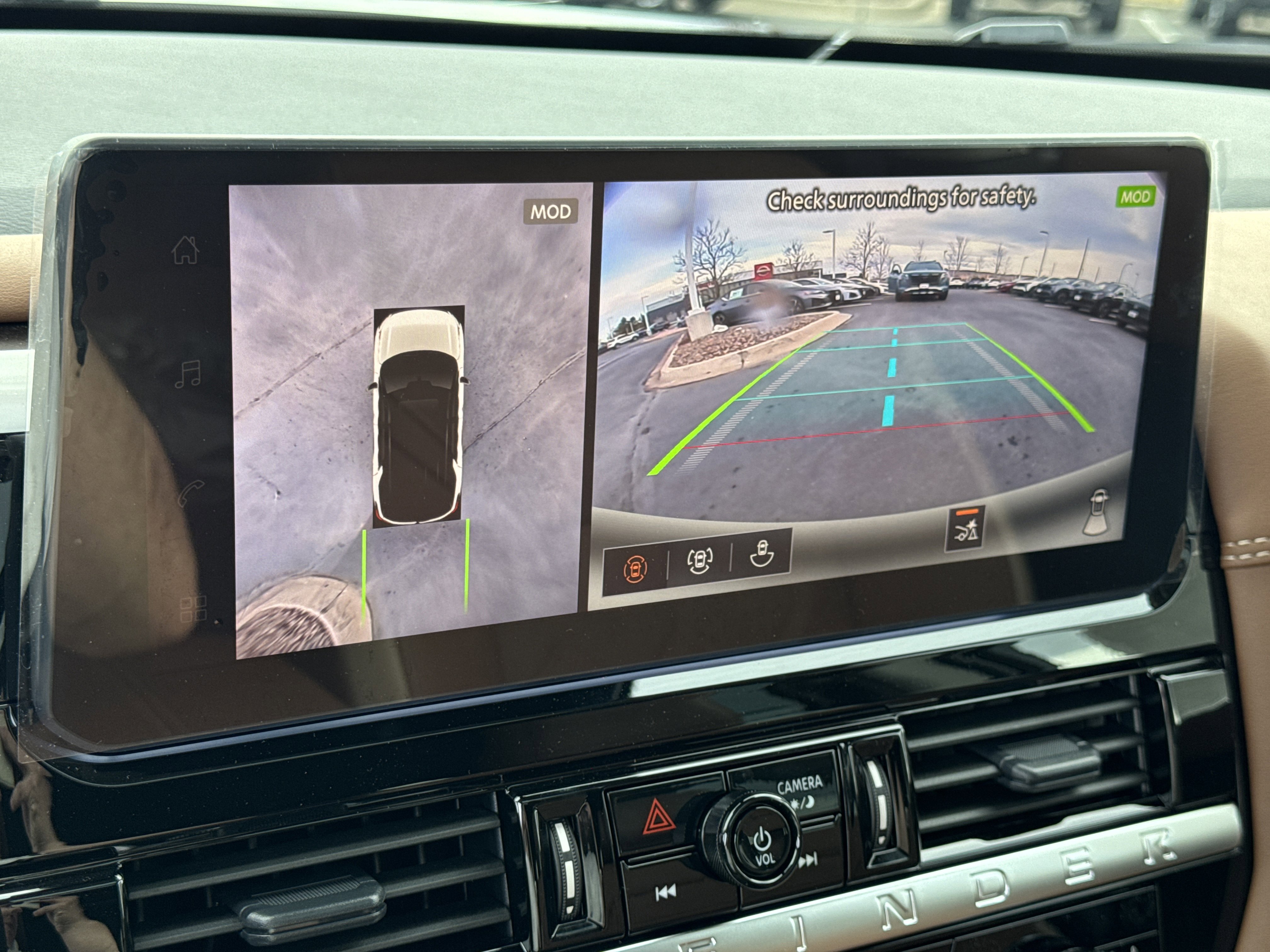 New 2026 Nissan Pathfinder Platinum image 31