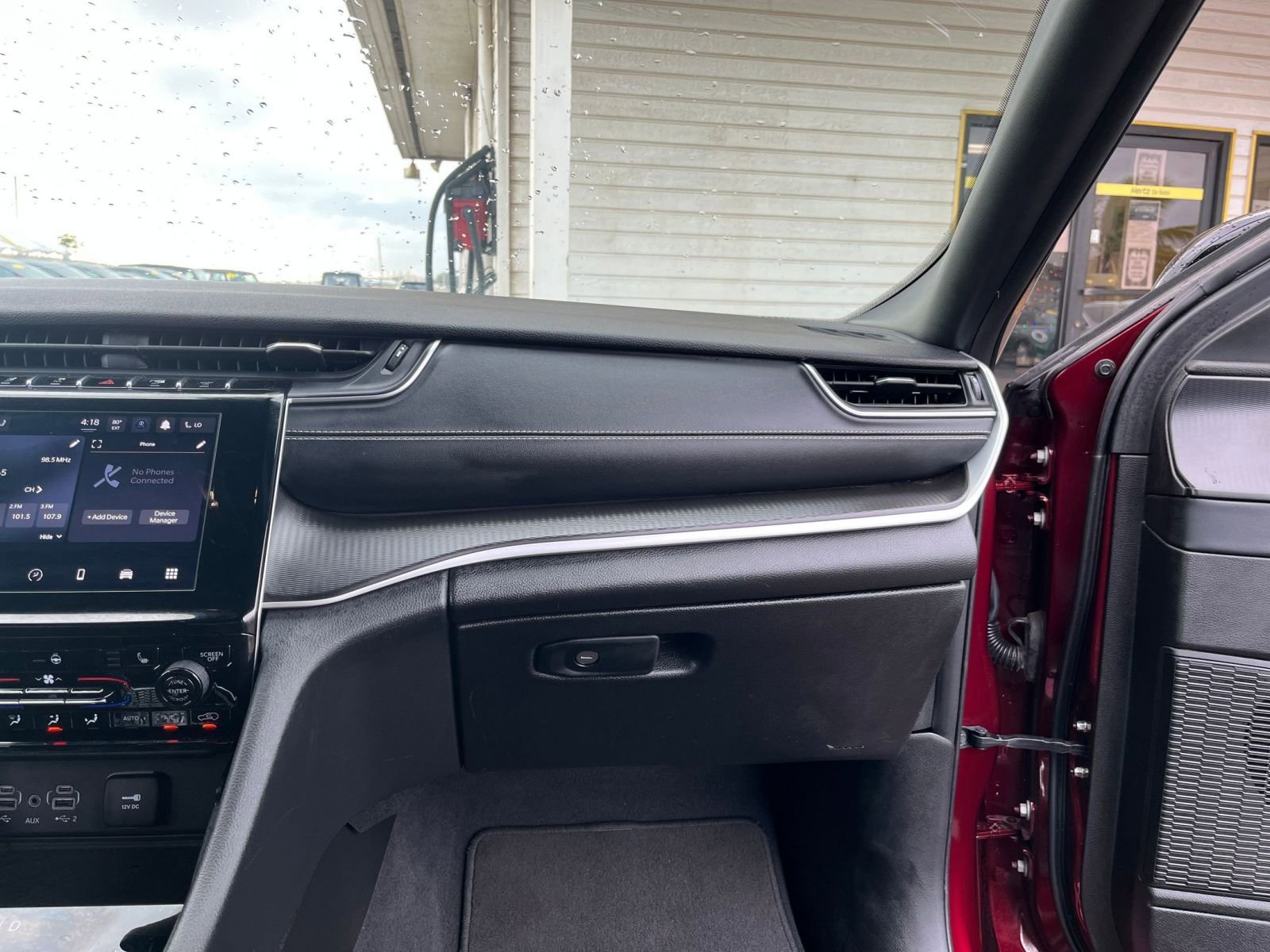 Used 2023 Jeep Grand Cherokee Altitude image 35