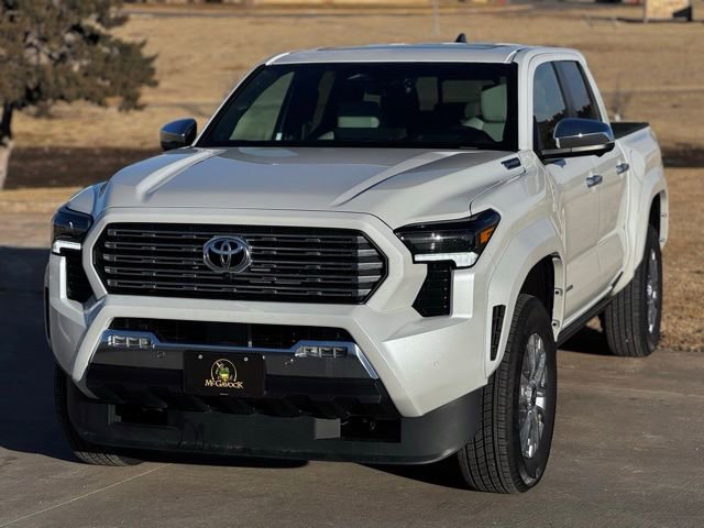 Used 2026 Toyota Tacoma Limited image 33