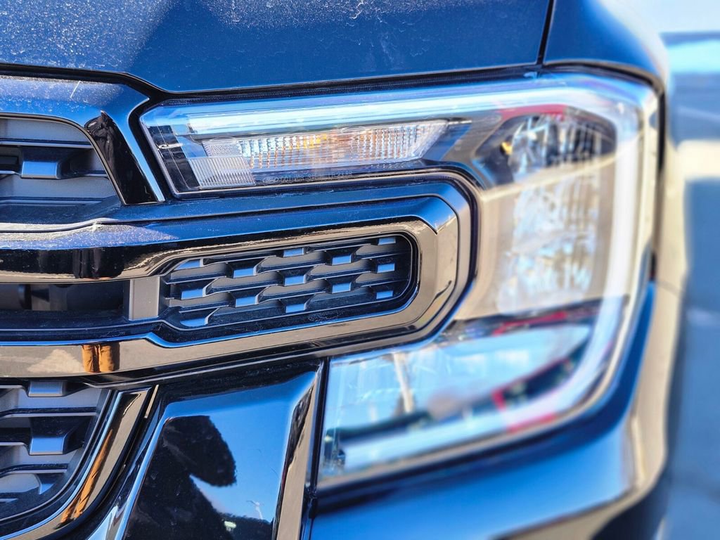 New 2025 Ford Ranger XLT w/ Black Appearance Package image 10