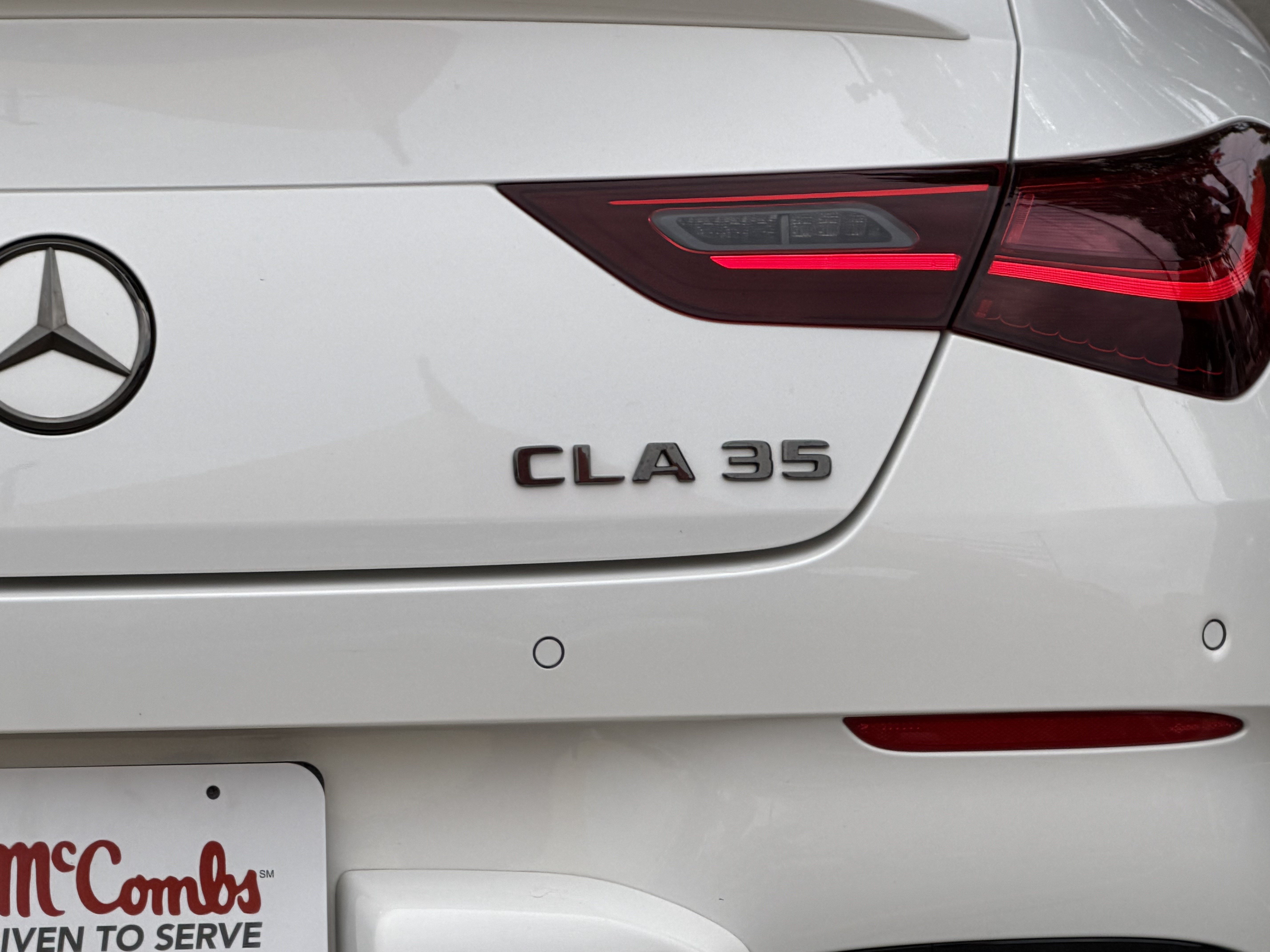 Used 2025 Mercedes-Benz CLA 35 AMG 4MATIC image 9