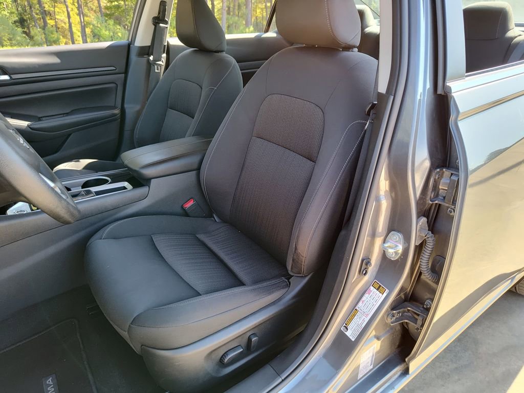 Used 2024 Nissan Altima 2.5 SV image 16