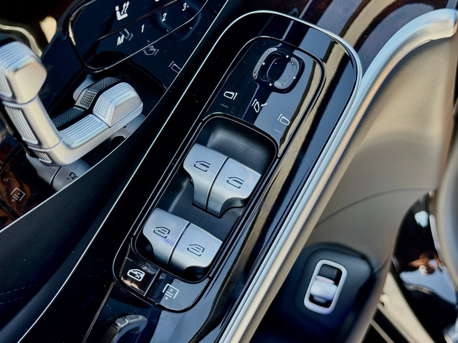 New 2026 Mercedes-Benz Maybach S 580 4MATIC image 15