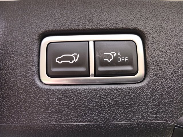 Used 2025 Kia Sorento SX AWD/4WD image 35