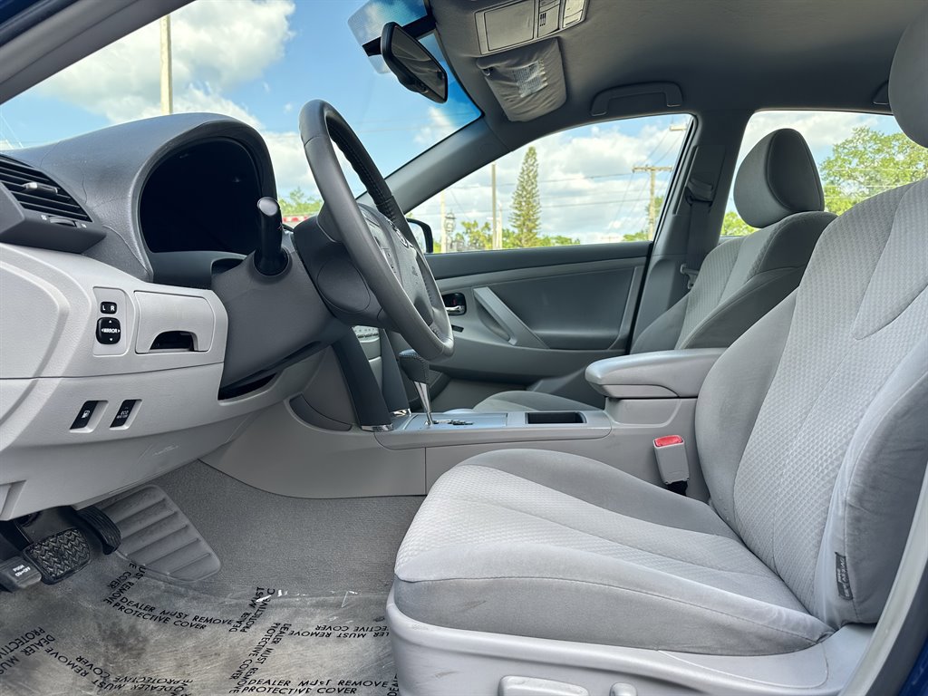Used 2007 Toyota Camry Hybrid image 14