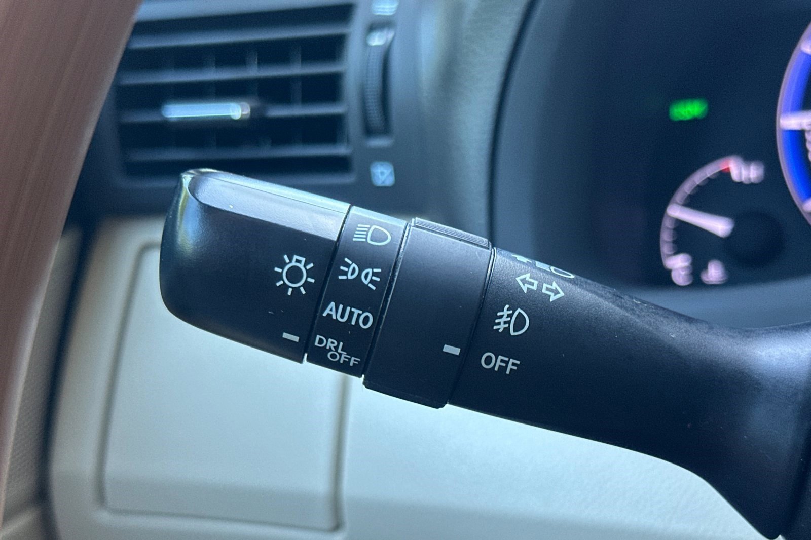 Used 2015 Lexus RX 450h FWD image 30