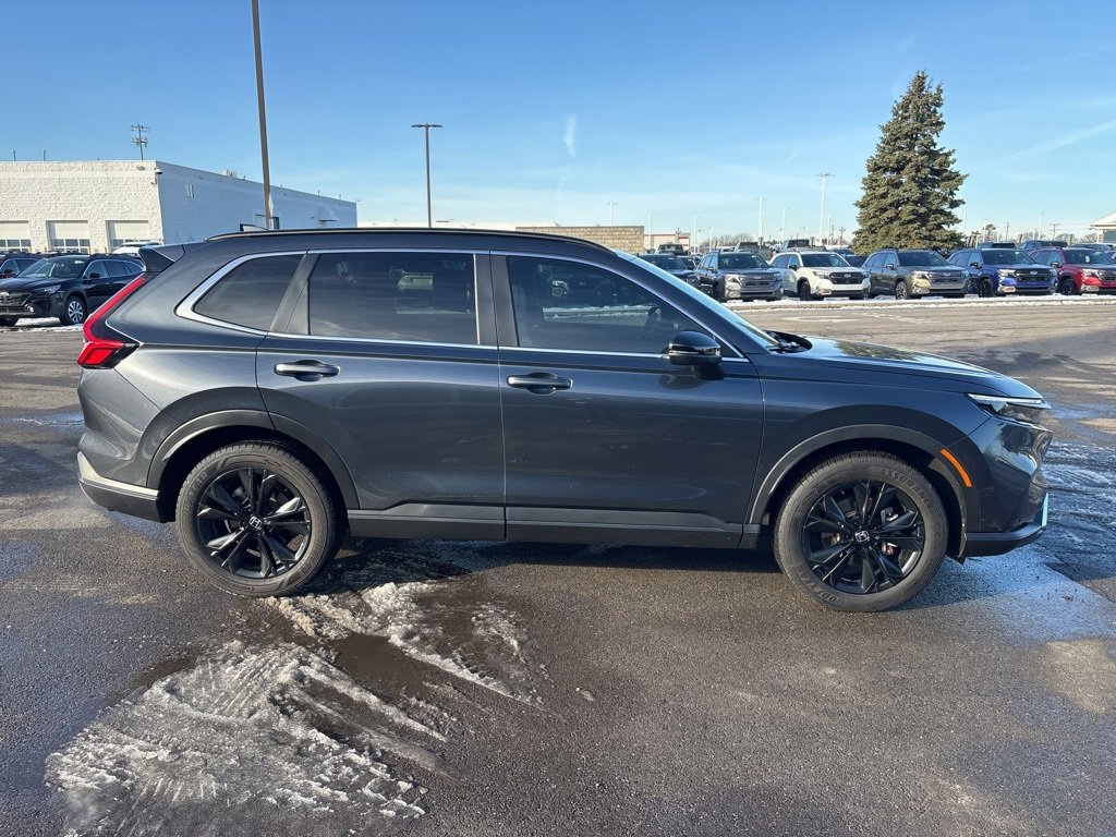 Used 2023 Honda CR-V Sport Touring image 2