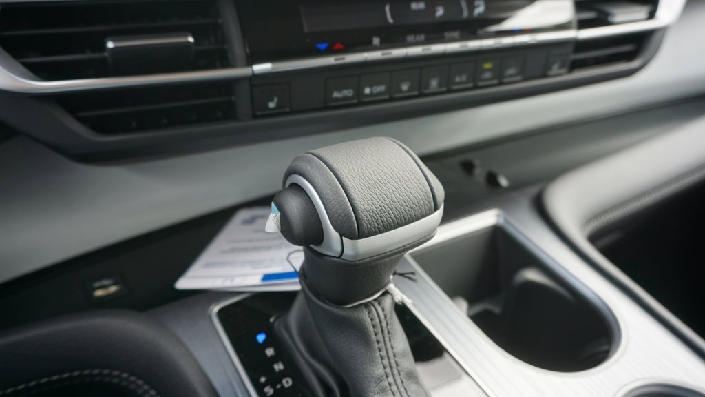 New 2025 Toyota Sienna XLE image 18