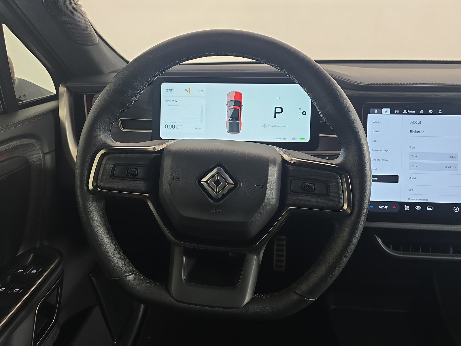 Used 2023 Rivian R1T Adventure image 26