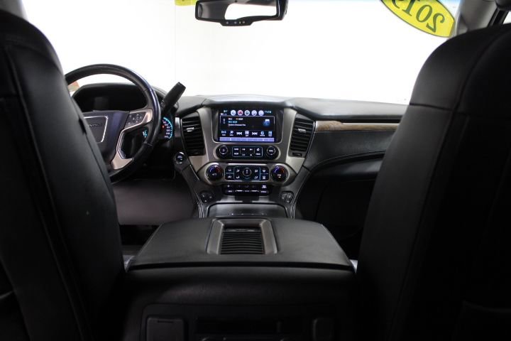 Used 2019 GMC Yukon Denali w/ Denali Ultimate Package image 32