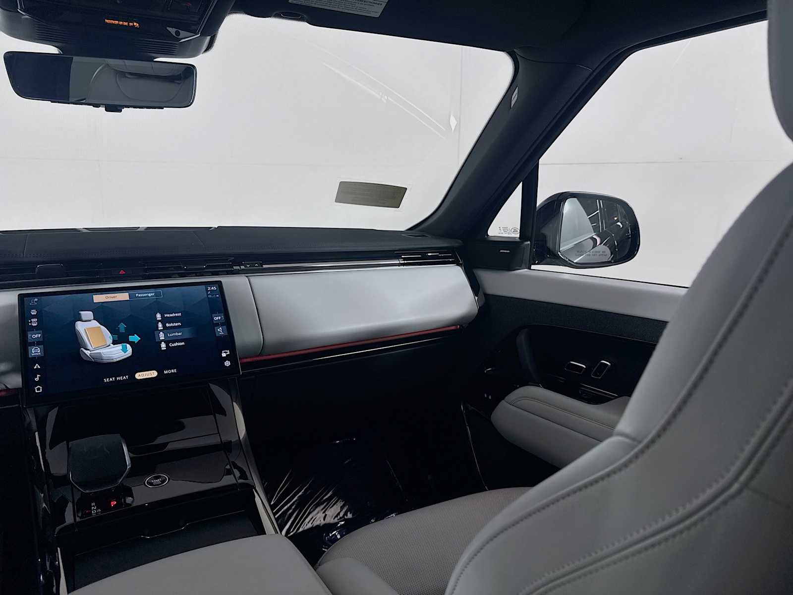 Used 2024 Land Rover Range Rover Sport SE image 26