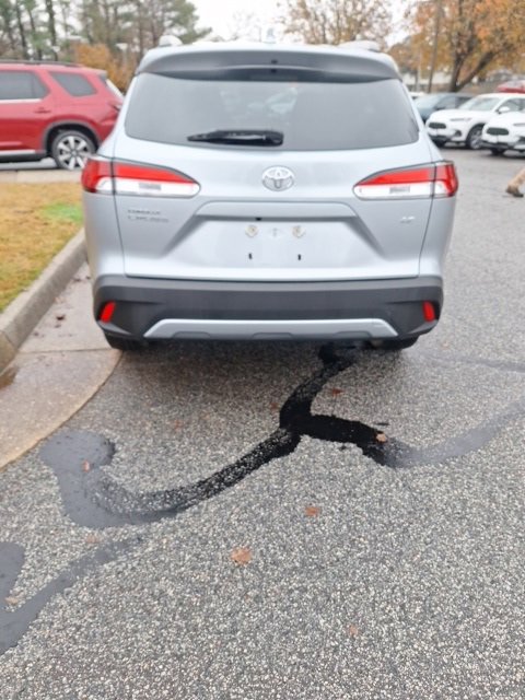 Used 2024 Toyota Corolla Cross LE image 5