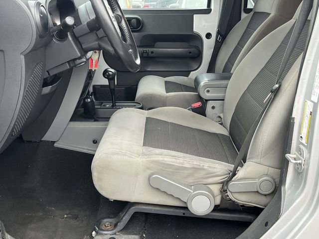 Used 2010 Jeep Wrangler Unlimited Sport image 13