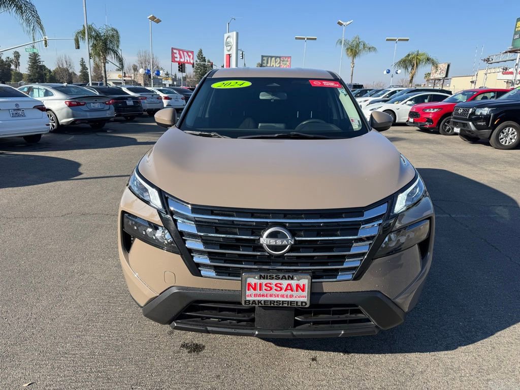 Certified 2024 Nissan Rogue SV image 2