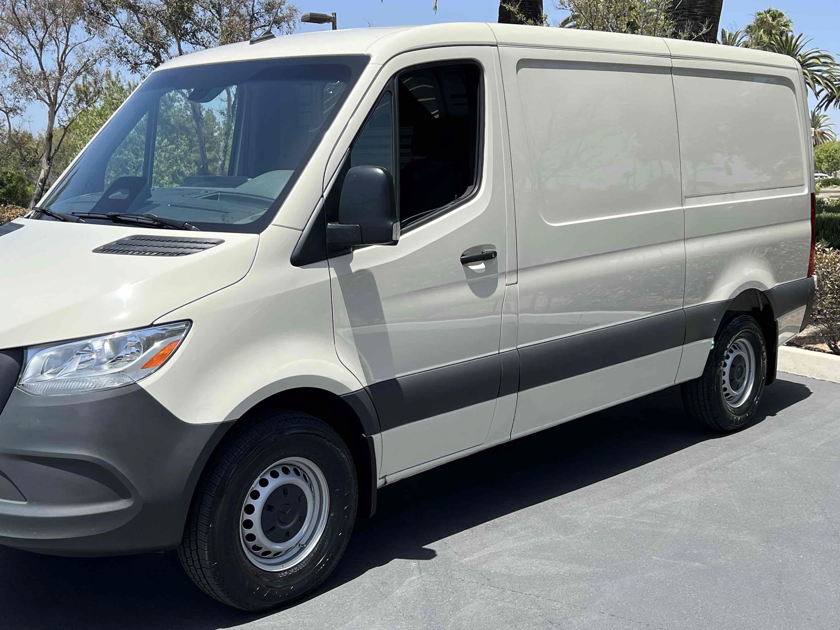 Used 2026 Mercedes-Benz Sprinter 2500 image 36