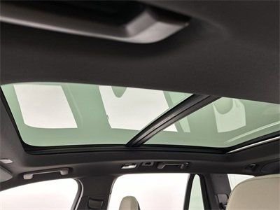 Certified 2025 Volvo XC90 B5 Plus w/ Protection Package Premier image 19