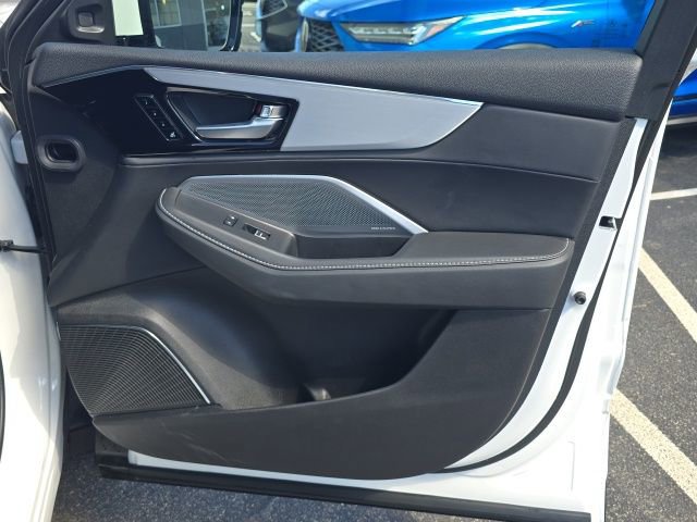 Used 2025 Acura MDX w/ Technology Package image 26