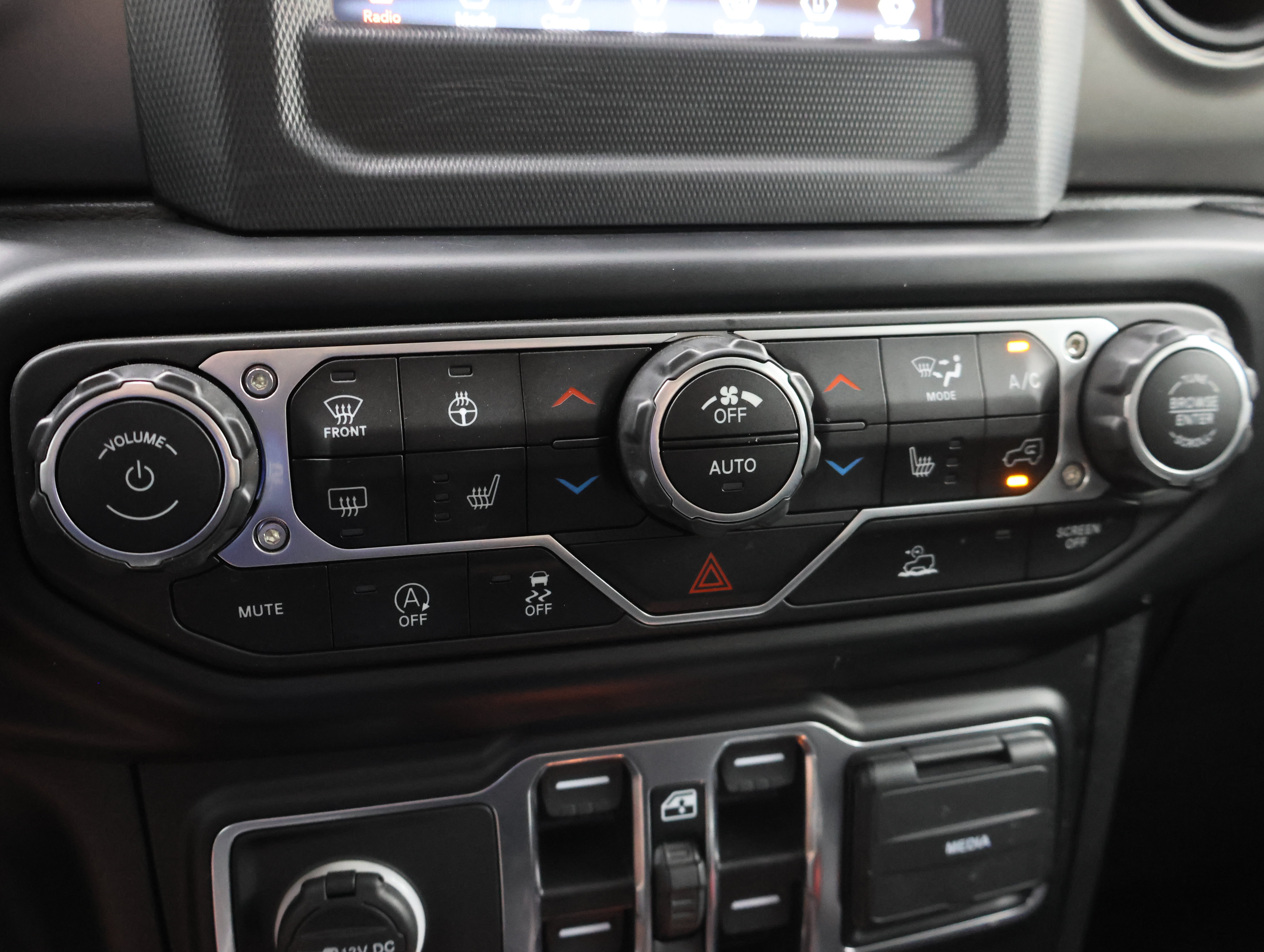 Used 2023 Jeep Gladiator Sport AWD/4WD image 45
