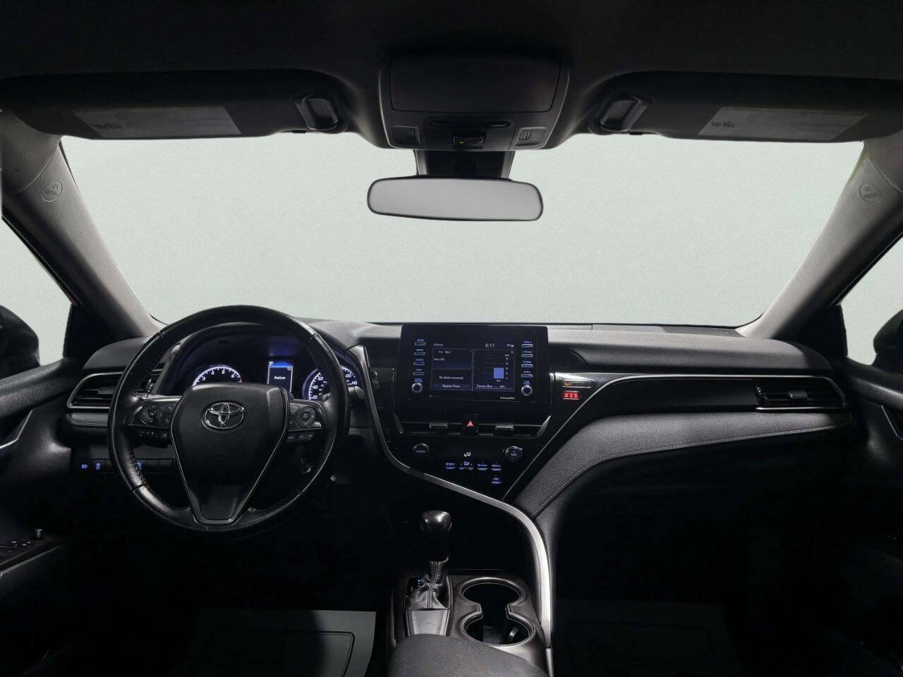 Used 2021 Toyota Camry SE FWD image 21