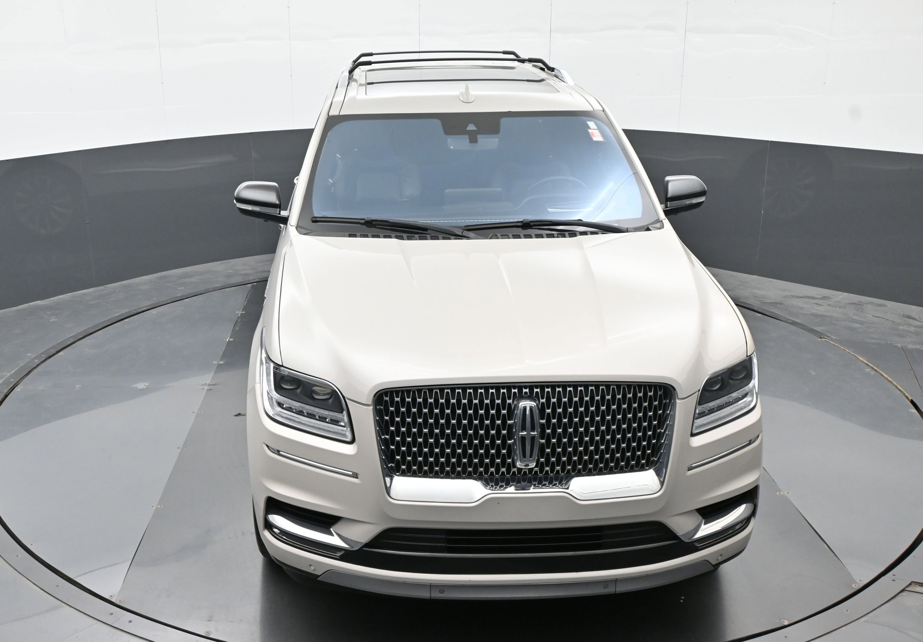 Used 2019 Lincoln Navigator Select w/ Technology Package AWD/4WD image 33