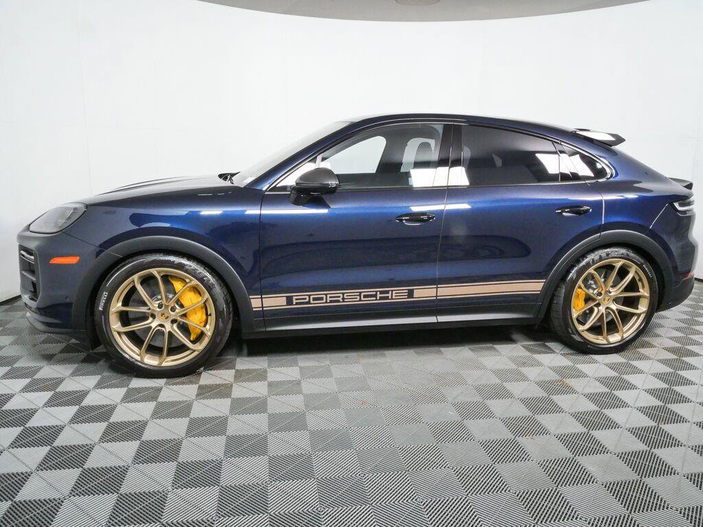 Certified 2024 Porsche Cayenne Turbo GT AWD/4WD image 2