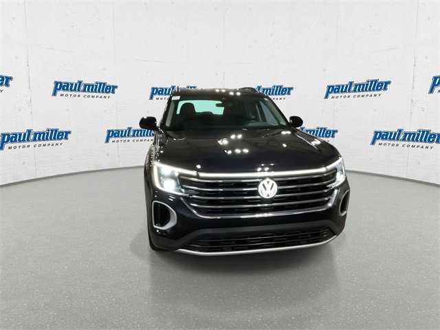 Used 2025 Volkswagen Atlas SE image 4
