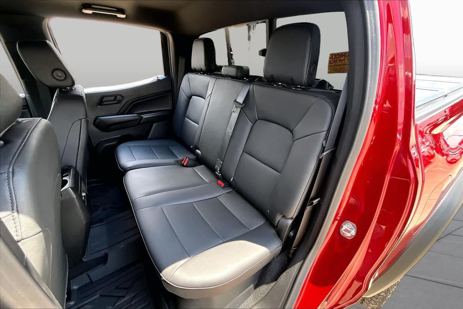 Used 2026 Chevrolet Colorado Trail Boss AWD/4WD image 21