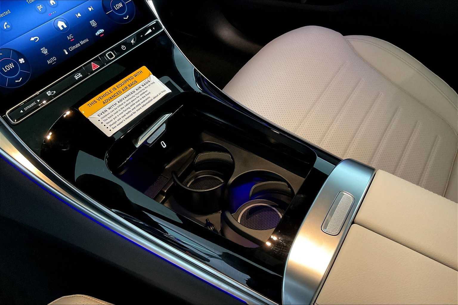 New 2025 Mercedes-Benz GLC 300 4MATIC image 11