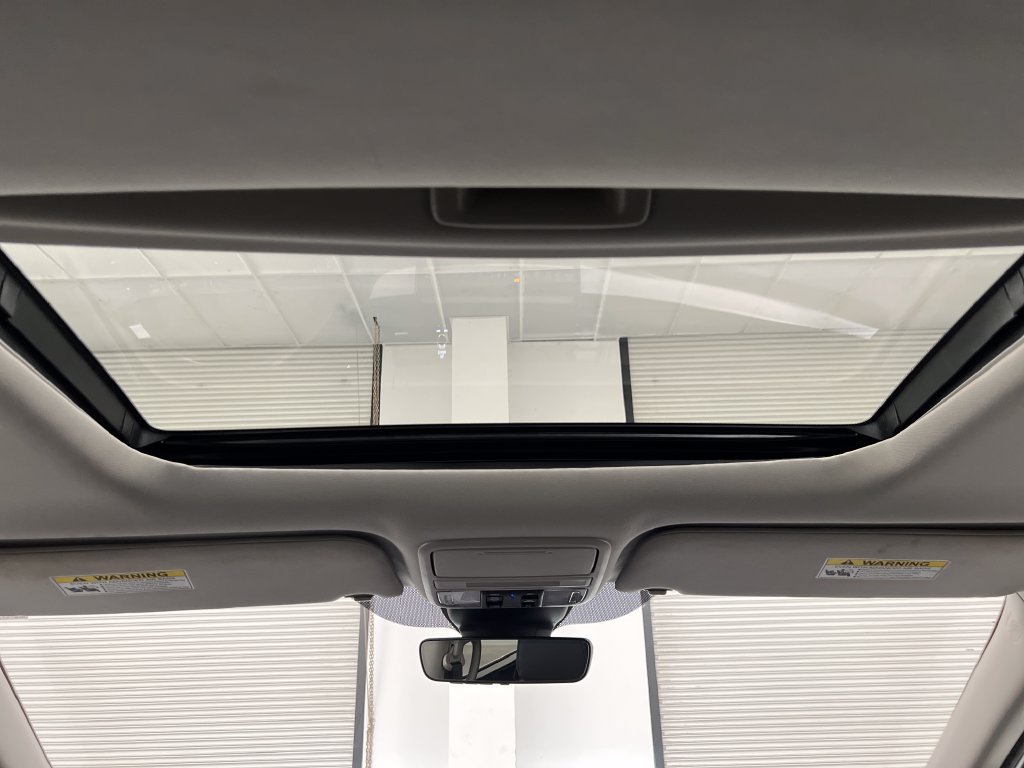 Used 2025 Honda Odyssey EX-L image 46
