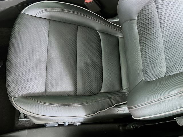 Used 2023 Chevrolet TrailBlazer RS w/ Convenience Package image 26