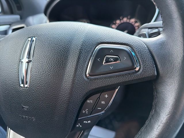 Used 2016 Lincoln MKX Premiere image 28