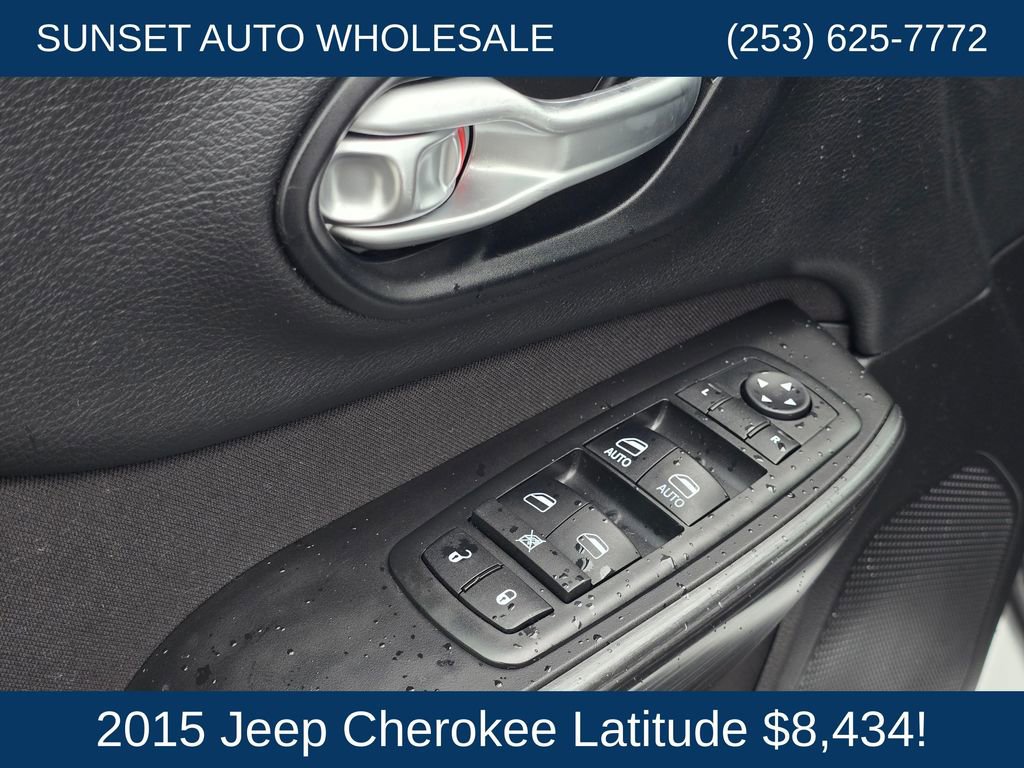 Used 2015 Jeep Cherokee Latitude w/ Comfort/Convenience Group FWD image 23