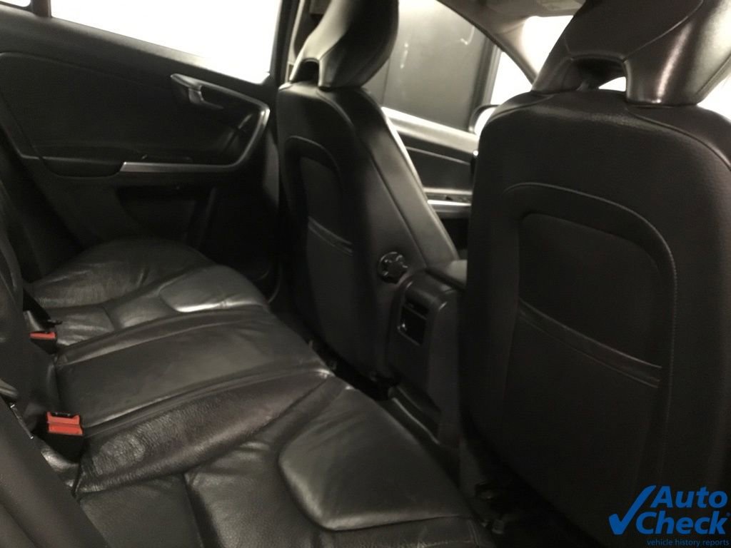 Used 2014 Volvo S60 T5 image 33