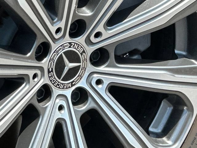Certified 2026 Mercedes-Benz GLC 300 4MATIC image 11