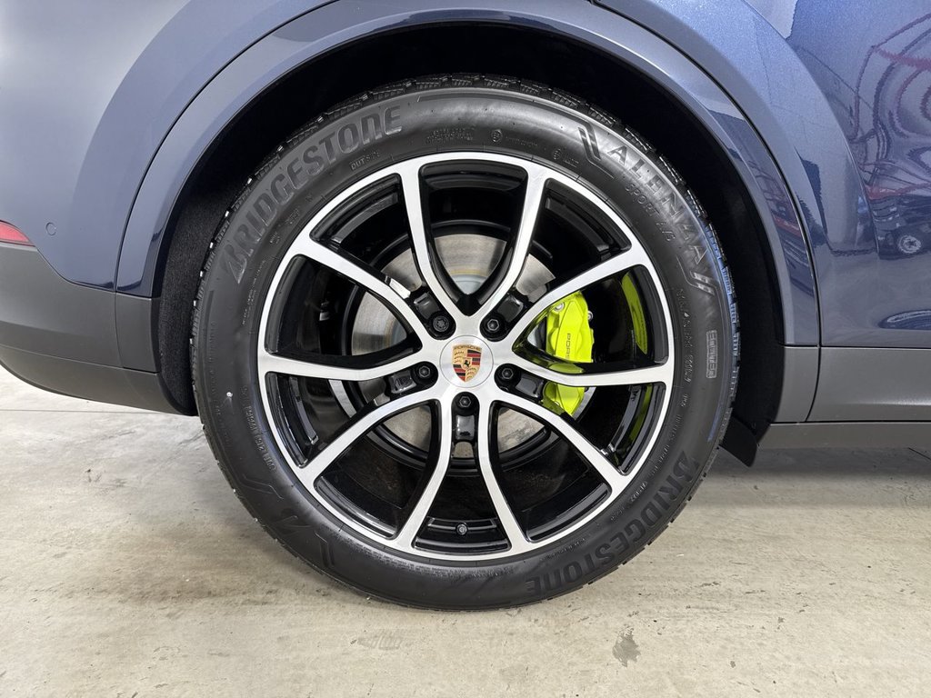 New 2026 Porsche Cayenne S AWD/4WD image 16