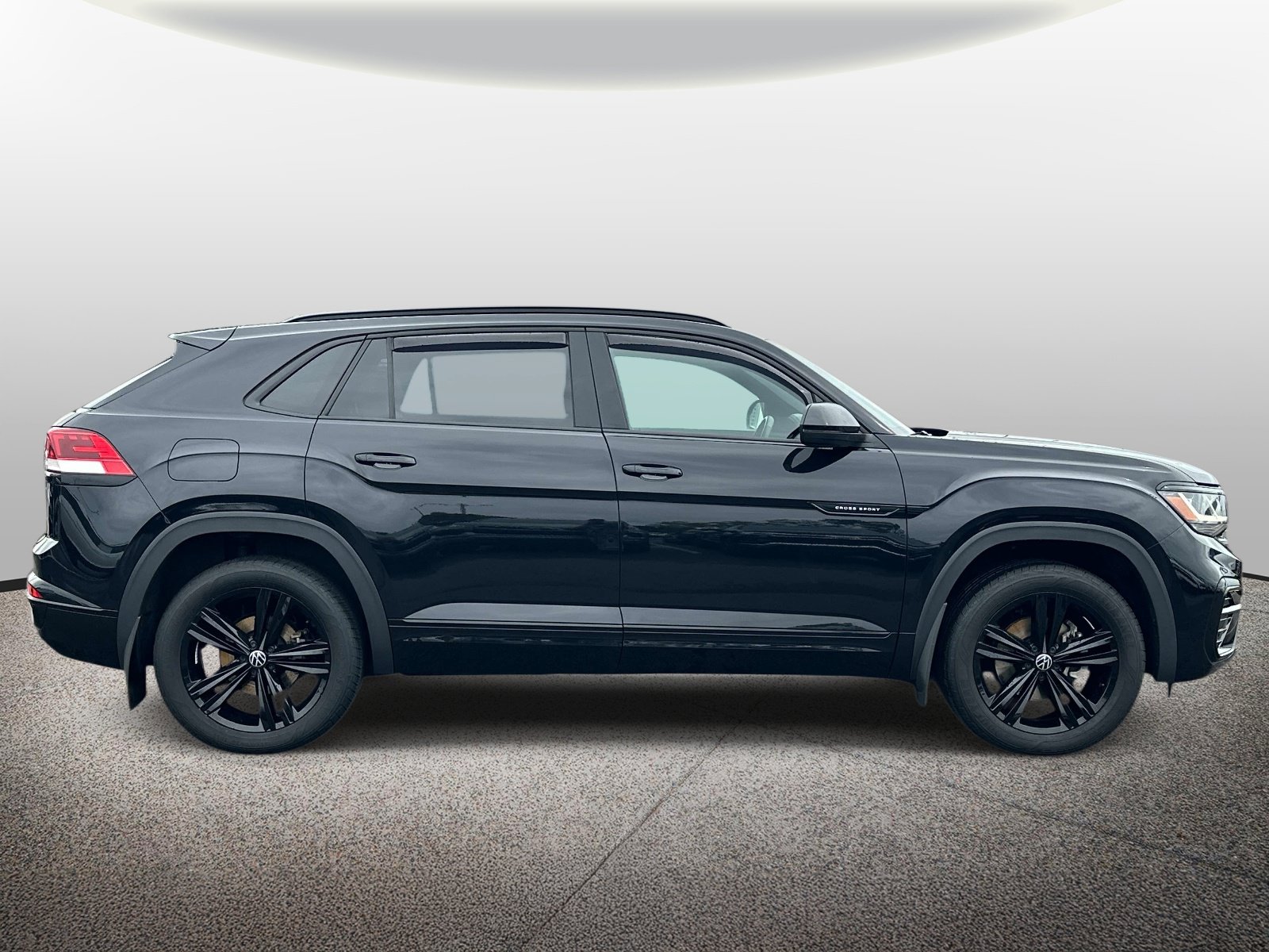 Used 2023 Volkswagen Atlas Cross Sport SEL R-Line AWD/4WD image 5