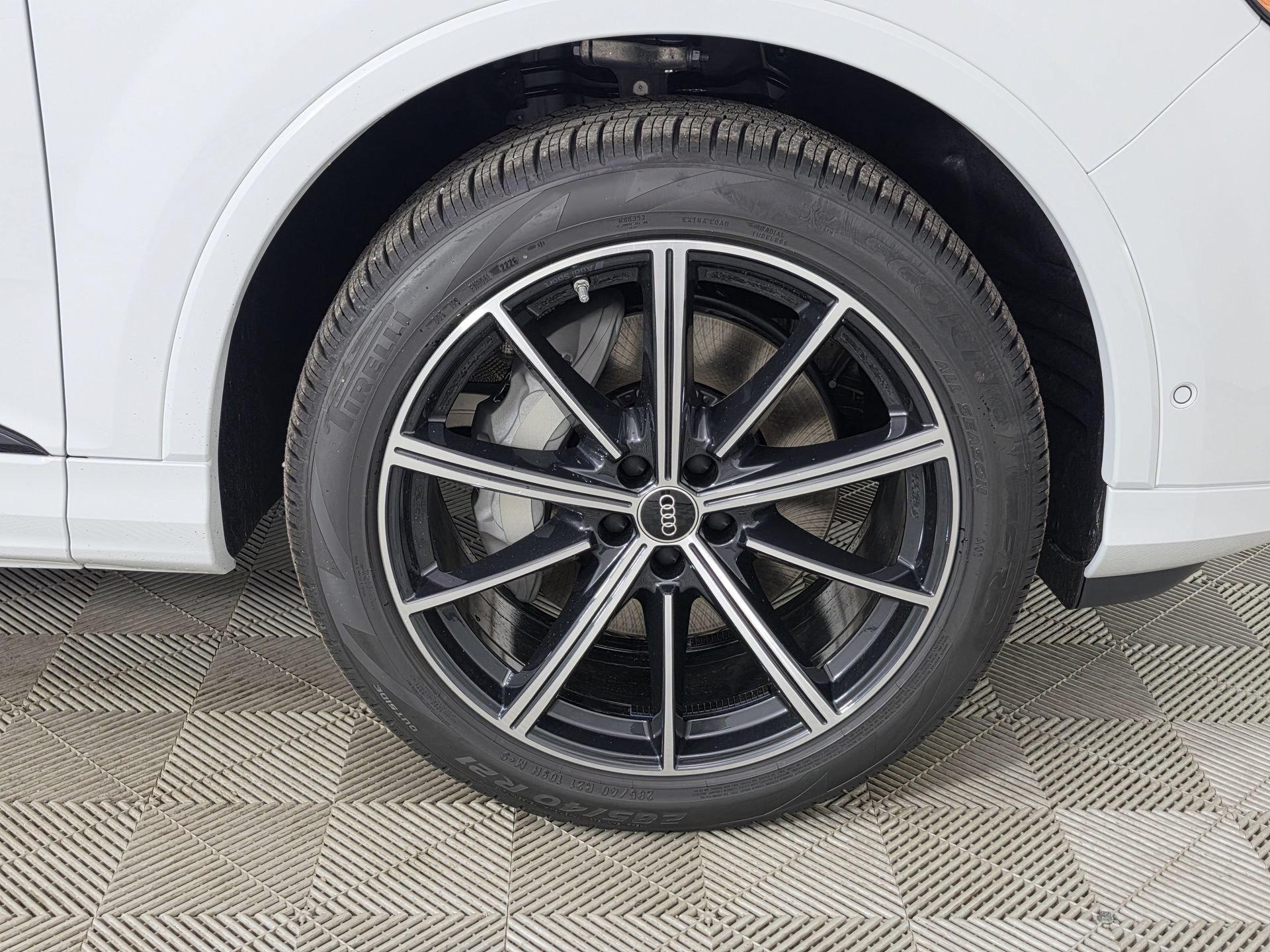 New 2026 Audi Q7 2.0T Premium Plus AWD/4WD image 8