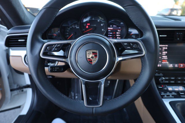 Used 2017 Porsche 911 Carrera RWD image 28