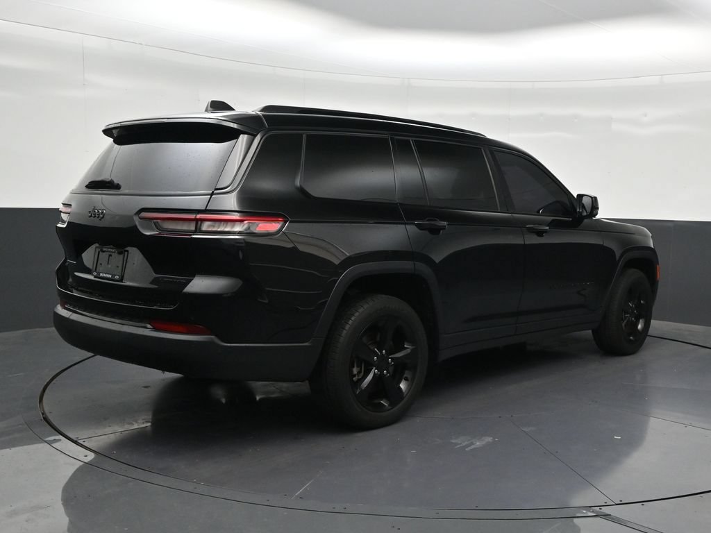 Used 2022 Jeep Grand Cherokee L Limited w/ Black Appearance Package RWD image 5