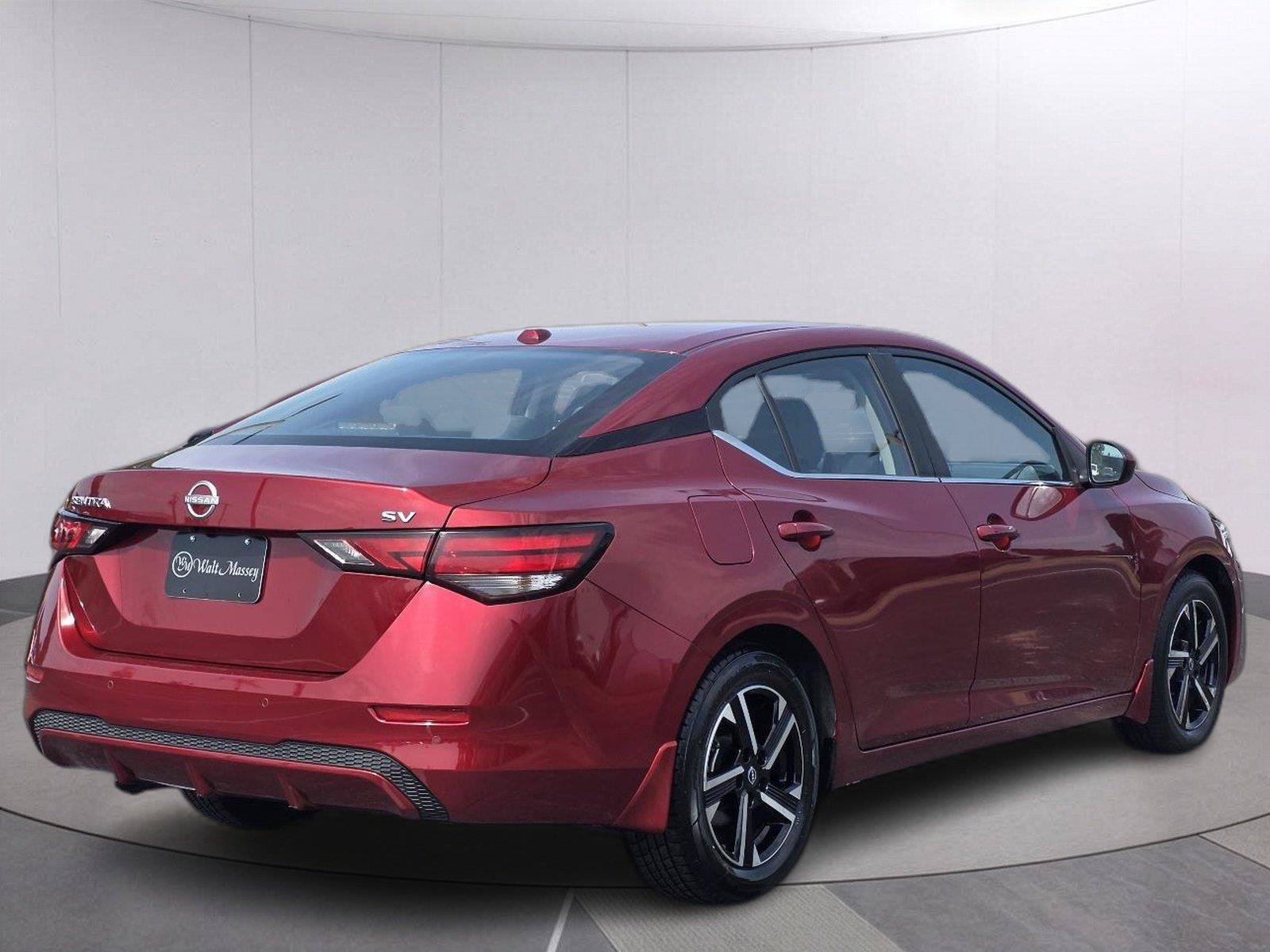 Used 2024 Nissan Sentra SV FWD image 5