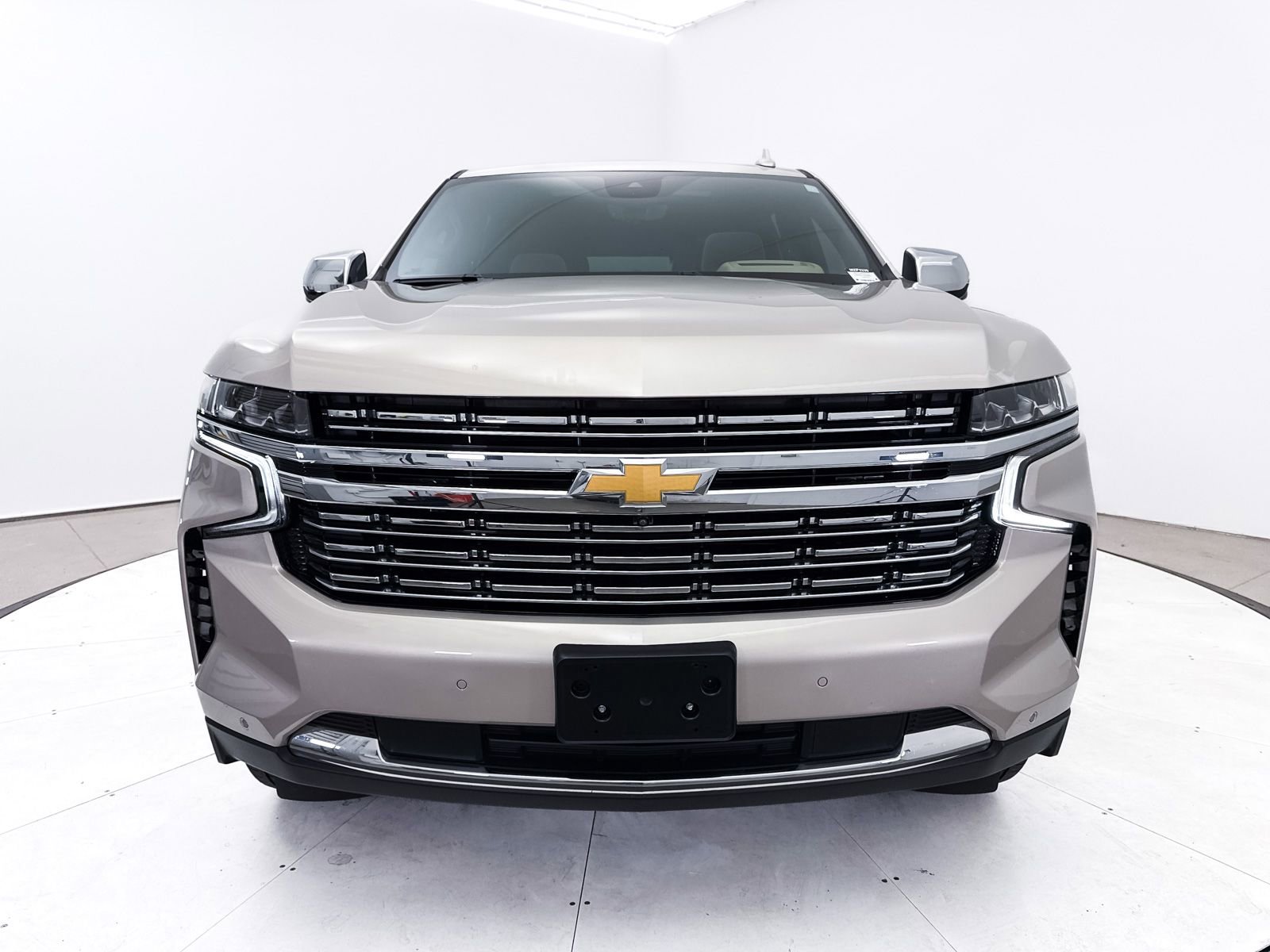 Used 2023 Chevrolet Tahoe Premier w/ Advanced Technology Package image 16