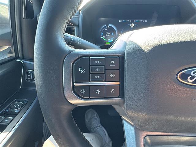 Used 2024 Ford F150 Lightning Lariat image 17