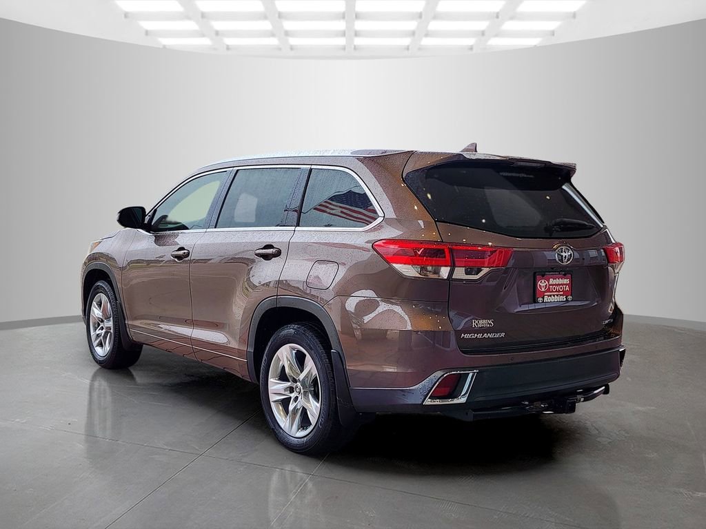 Used 2019 Toyota Highlander Limited FWD image 7
