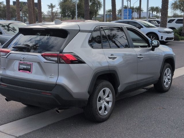 Used 2025 Toyota RAV4 LE image 5