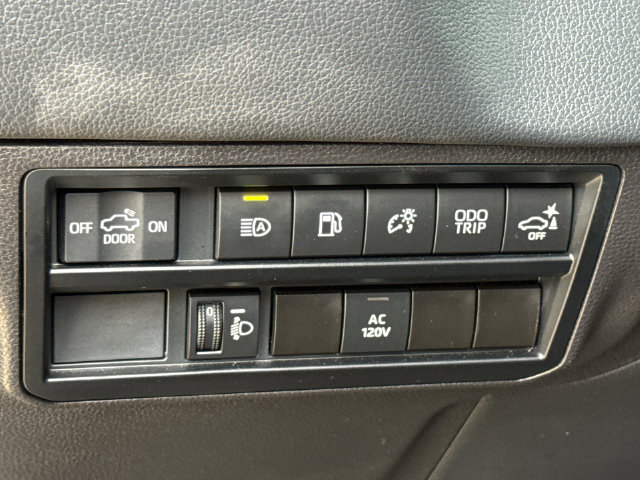 Used 2024 Toyota Tundra Limited w/ Power Package AWD/4WD image 24