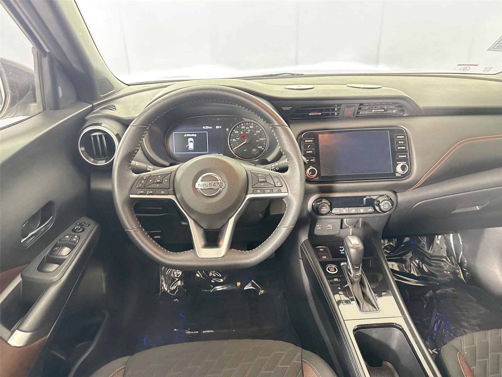 Used 2021 Nissan Kicks SR w/ Interior Electronics Package image 29