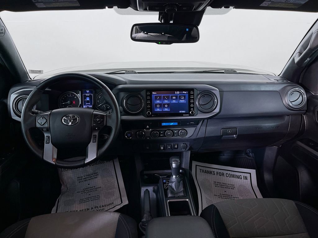 Used 2022 Toyota Tacoma TRD Off-Road image 12